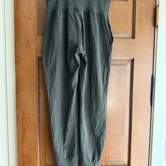 Athleta Salutation Jogger in Dark Gray - Picture 4 of 4